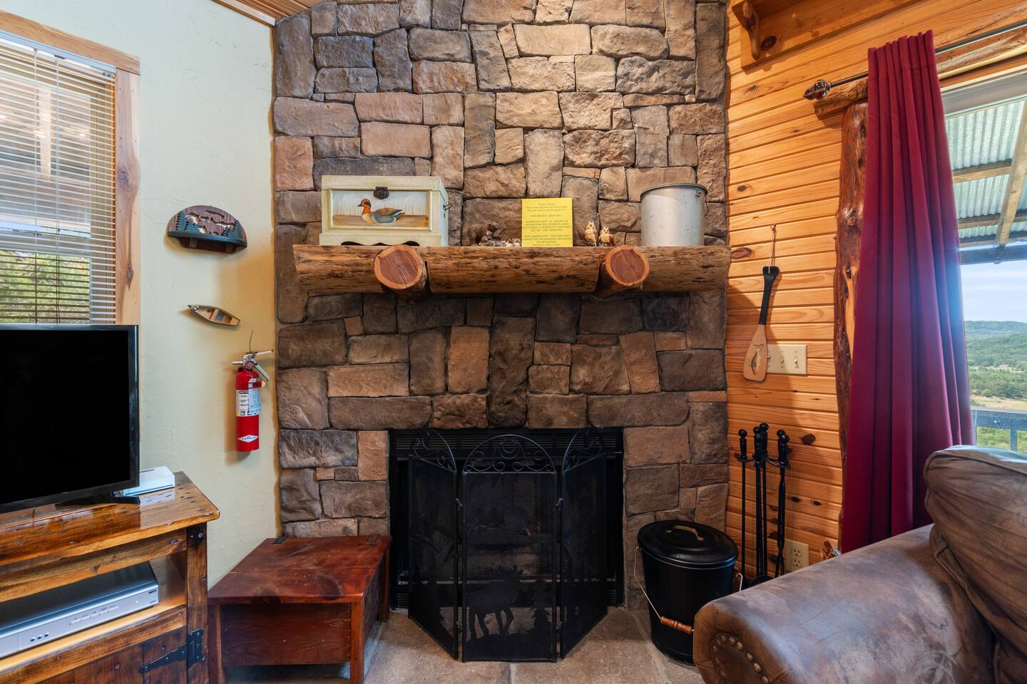 Can-U-Canoe Riverview Cabins — photo 15 of 60