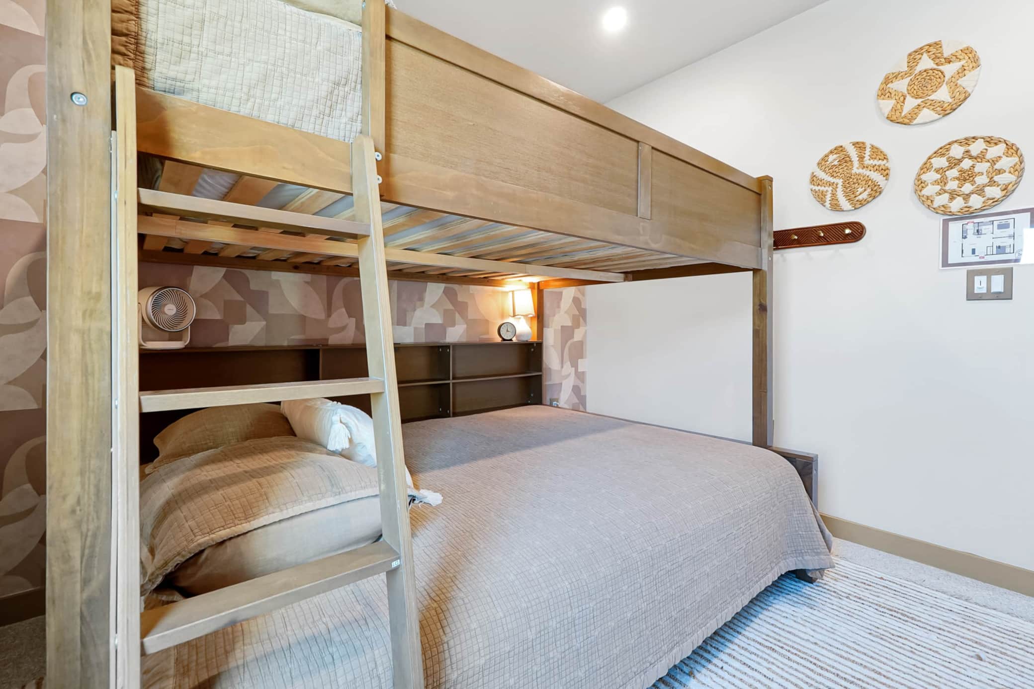 Sol Bunk Room