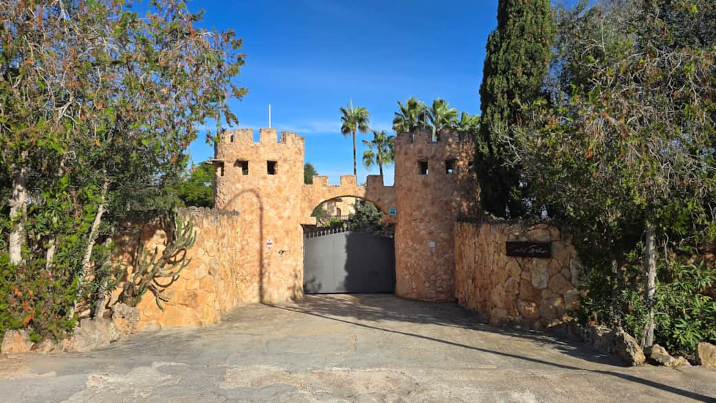 CASTELL BOHIO 2025 10 25 (2) CASTELL BOHIO 2025 10 25 (2)