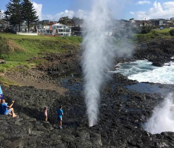 ≋The Little Blowhole, just steps from Shutters  Listen to the ocean from your own balcony. The Little Blowhole is just moments from Shutters, where the sound of the waves and the sea breeze become part of your stay. Pour a glass of wine, sit back and simply enjoy the view.