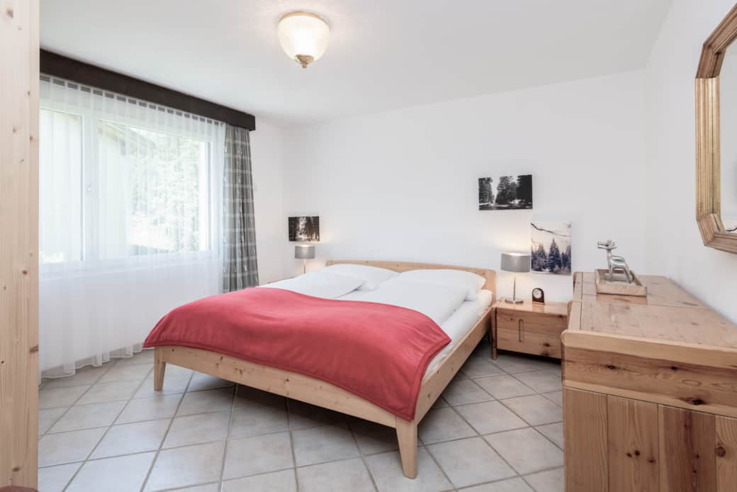 Schlafzimmer mit Doppelbett Schlafzimmer mit Doppelbett