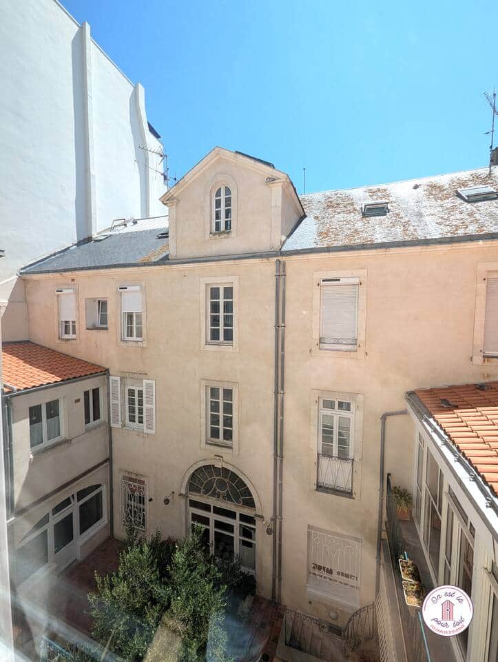 Vue depuis la fenêtre du logement Vue depuis la fenêtre du logement