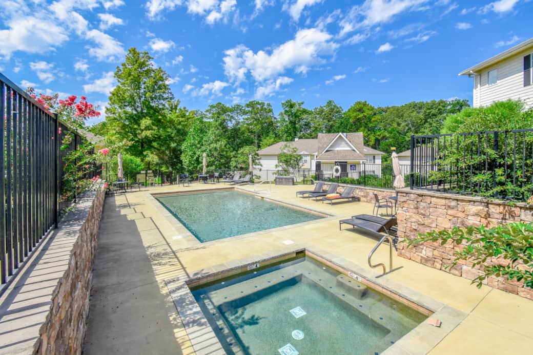 Golf Colony Hot Tub and Pool