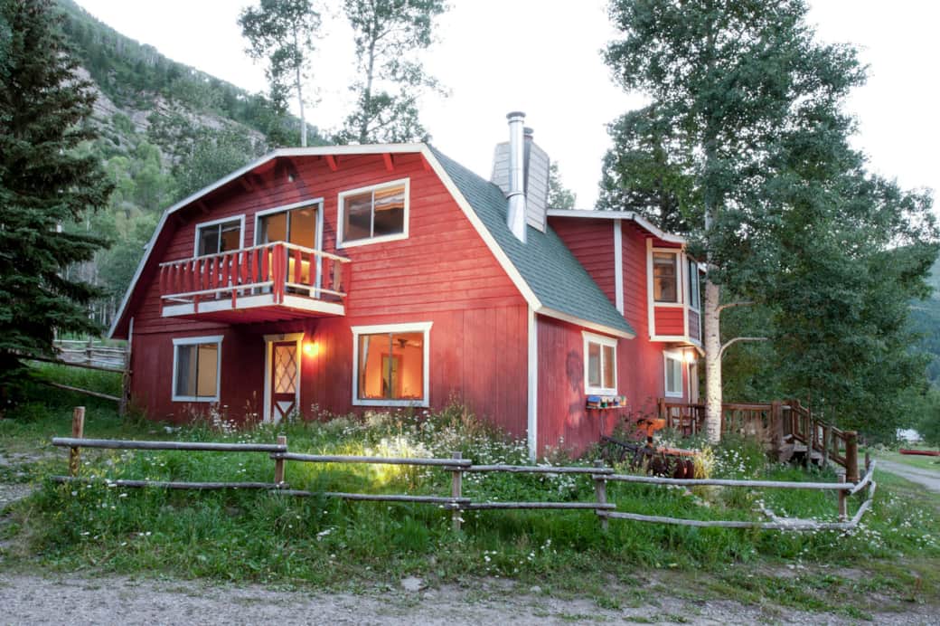 Barn House Suites