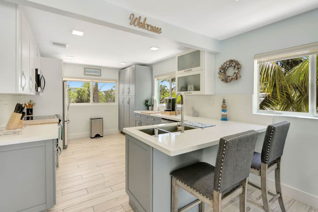 Kitchen bar top