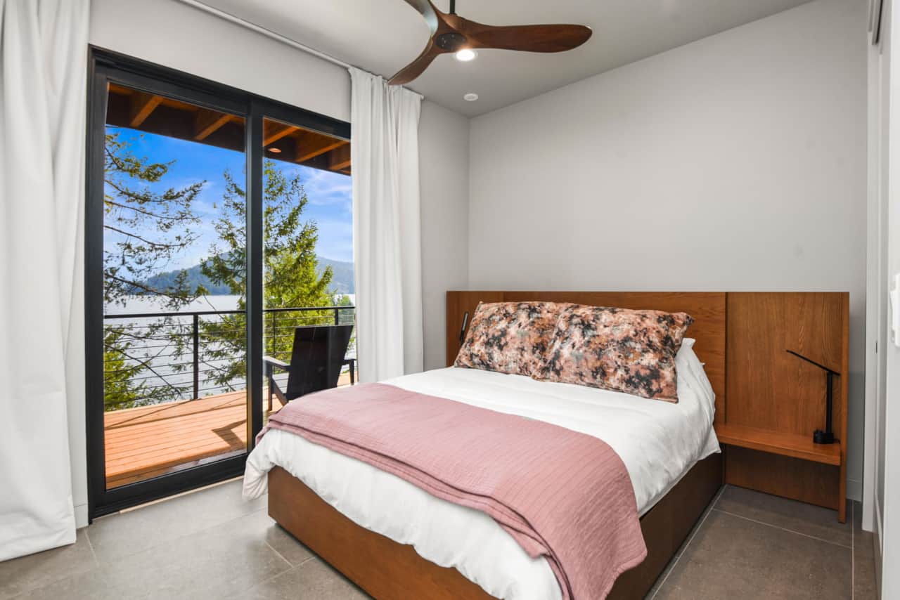 34-web-or-mls-Bedroom-3.jpg