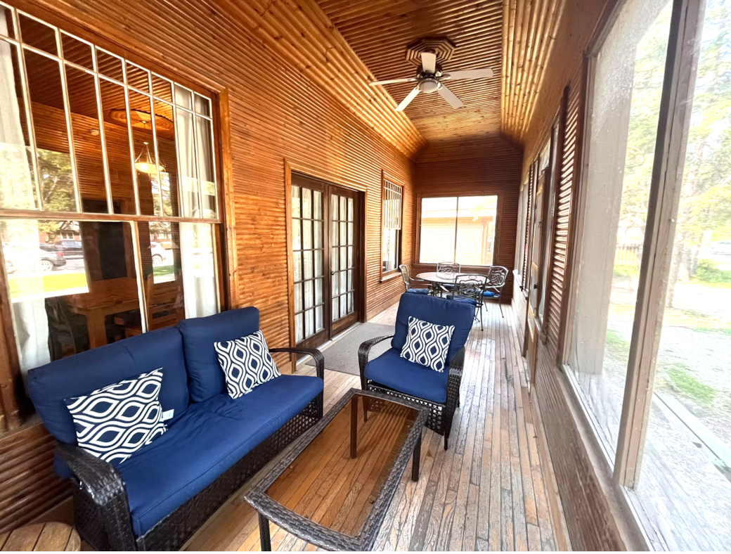 Screened Porch