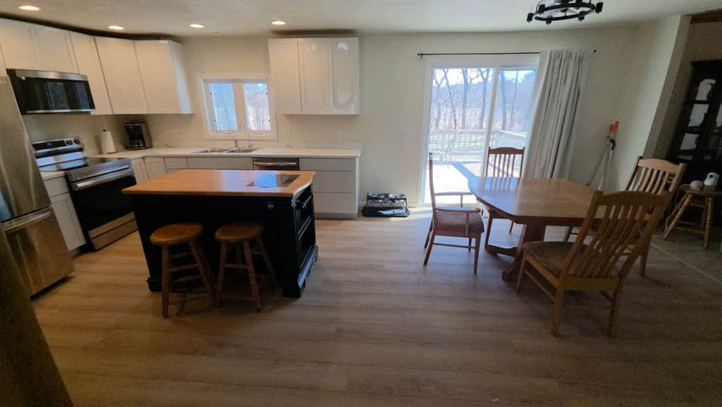 Kitchen and Dining 