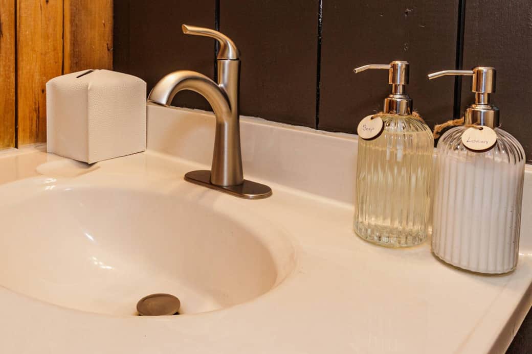 Bathrom Toiletries Whittier Cherokee BrysonCity Sylva