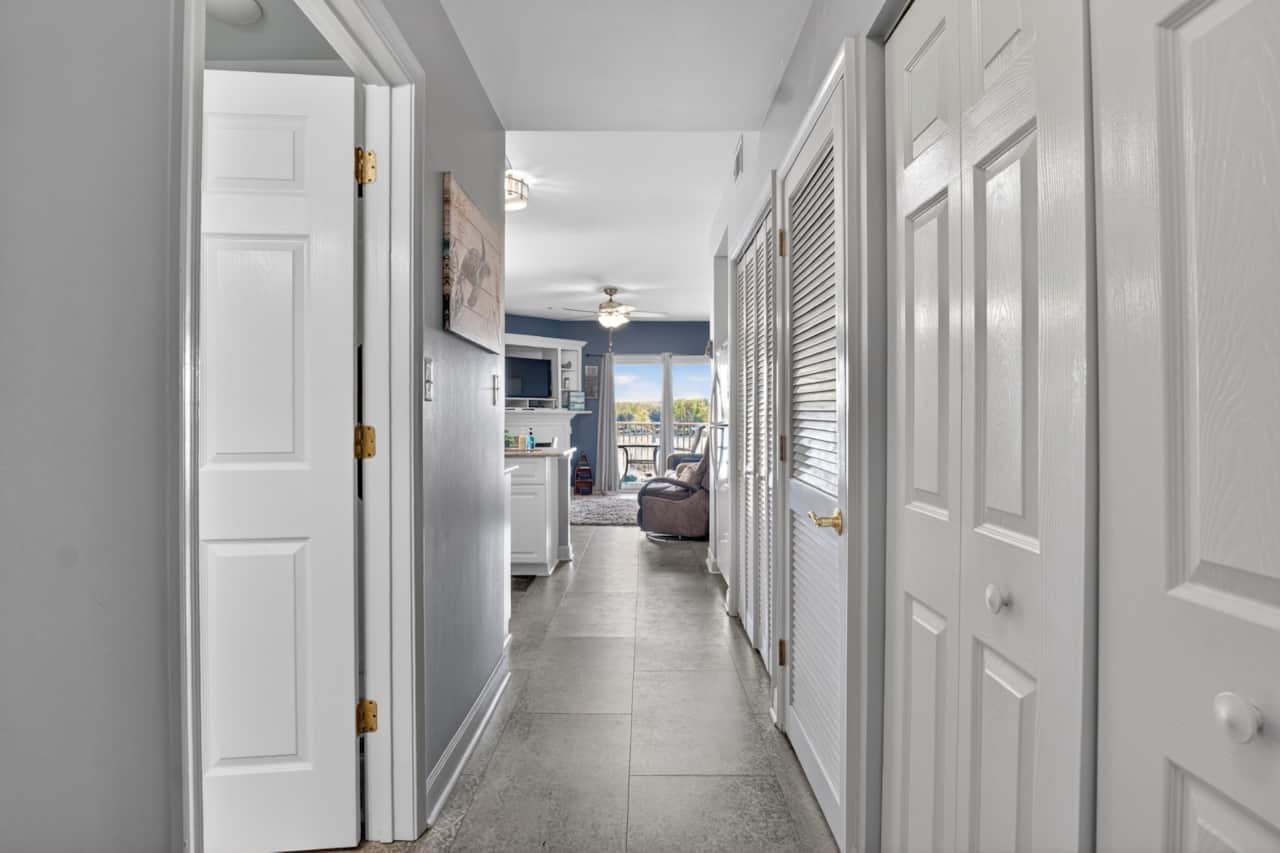 Condo Entrance / Hallway