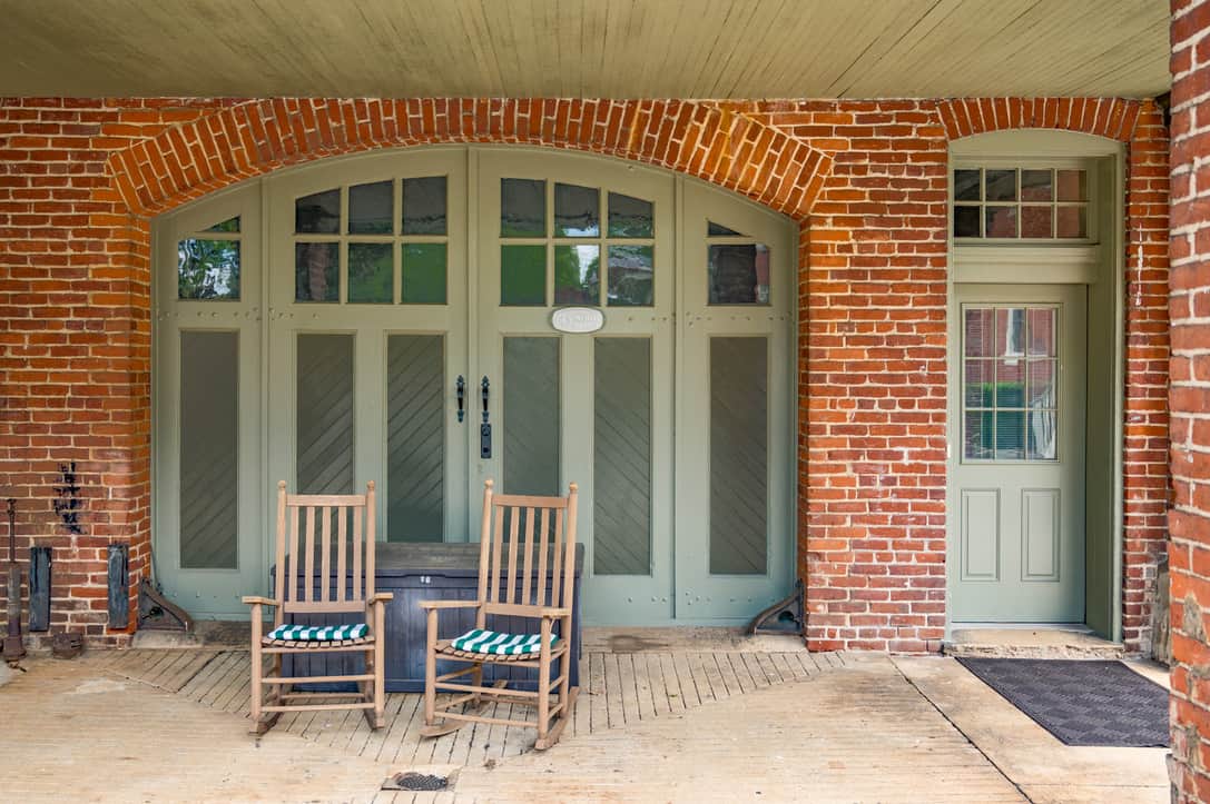 Carriage House Porch | Entrance