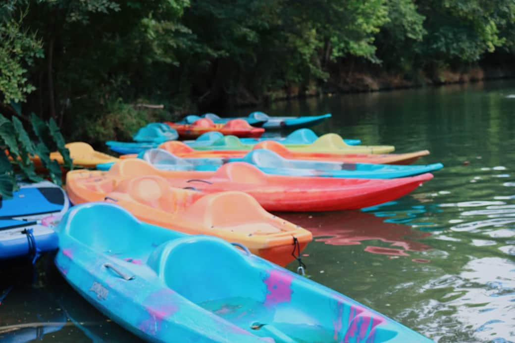Kayak the Gorgeous Creek Kayak the Gorgeous Creek