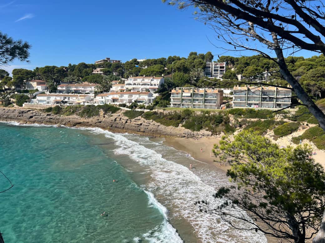 Sandy beach - 10 minutes walk Sandy beach - 10 minutes walk