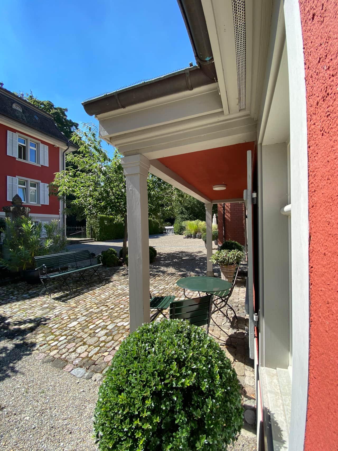 Jakobsbrunnen-Hof und Sitzplatz