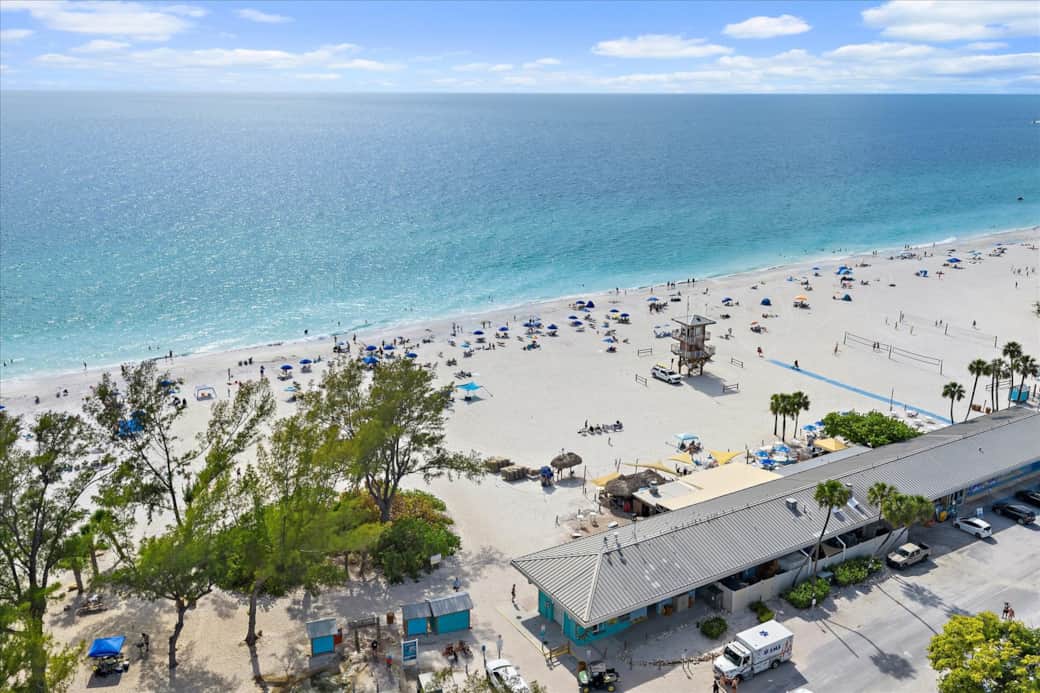 Manatee Public Beach just steps away!