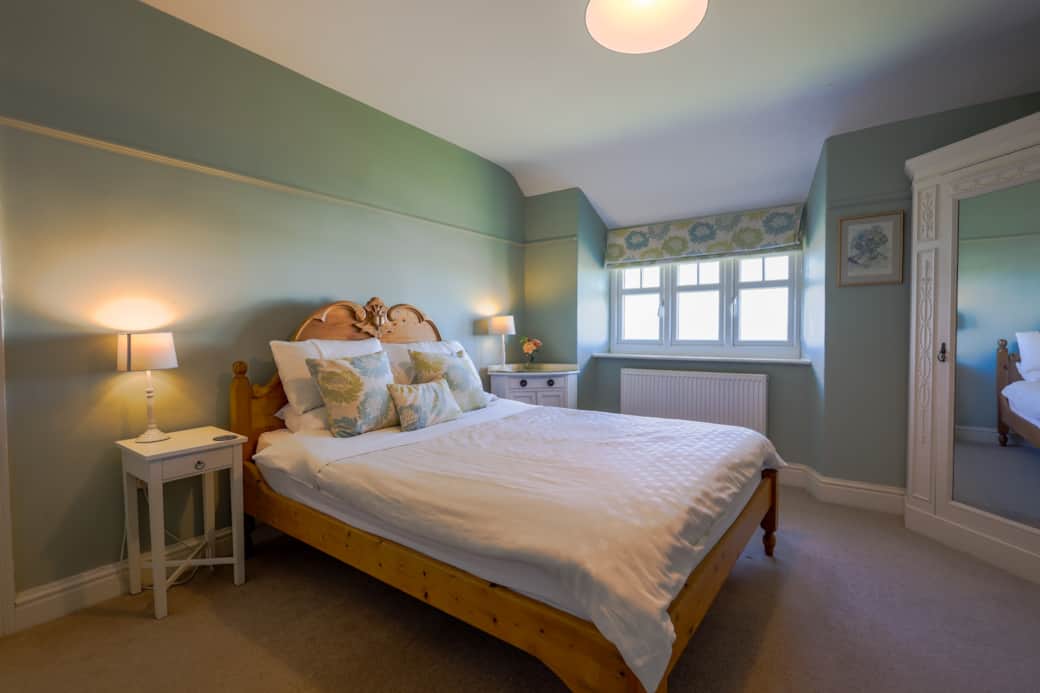 Bedroom 2 with king-sized bed