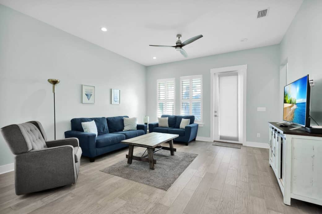 Spacious living room with cable tv and streamers available. 