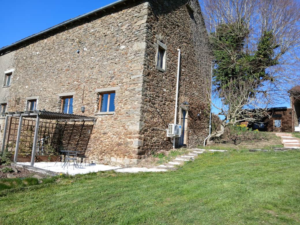 Entrée Figuier avec accès terrasse