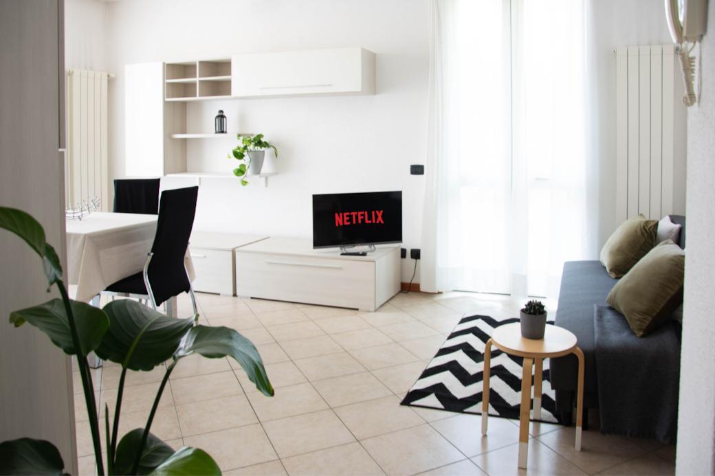 Salotto con divano letto e Smart TV