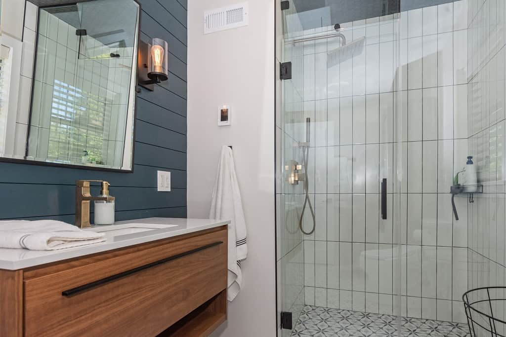 Clean, modern bathrooms stocked with essentials for a comfortable stay. Clean, modern bathrooms stocked with essentials for a comfortable stay.