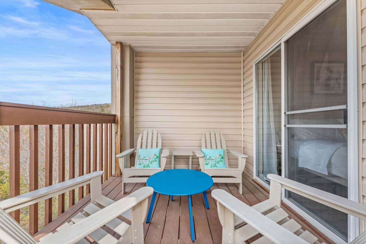 Spacious back deck with comfortable seating.