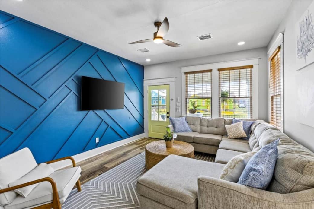 Smart TVs, fast wifi internet