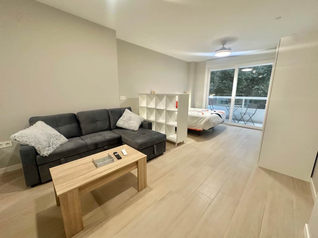 Image picker FAECD1C2 7150 43A0 B13D F9D6EC94874F 1204 0000002F06C294C0