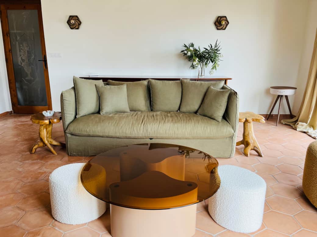 Three-seater linen sofa