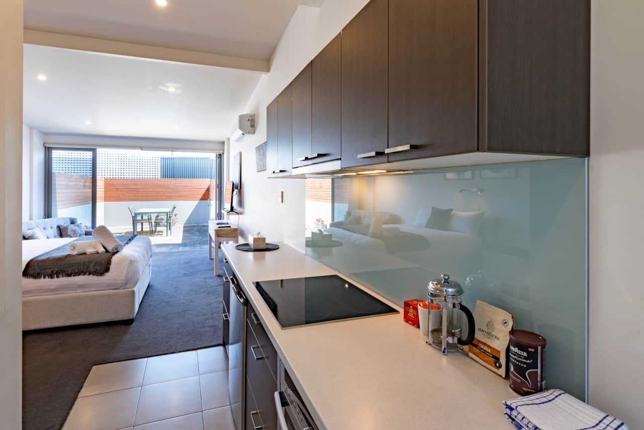 Studio Apartment Kitchen 02