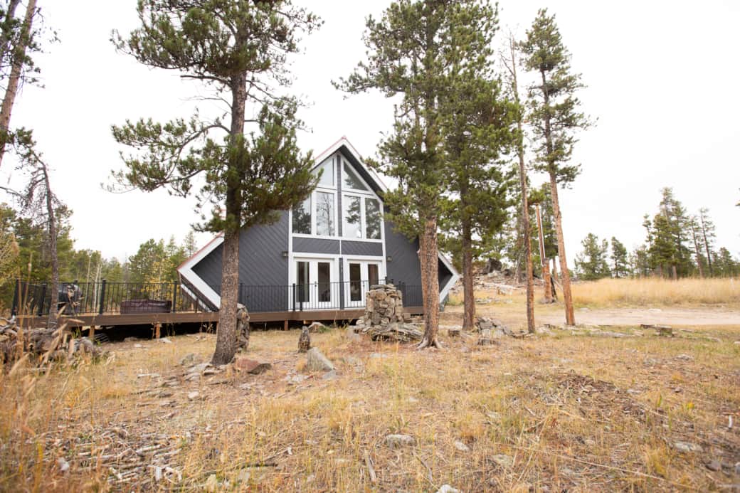 View of front of the house and the back deck - amazing for photos!