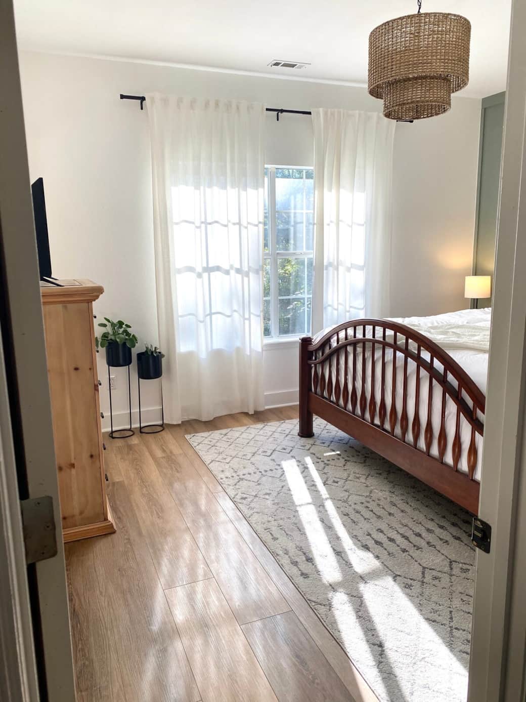 Master Bedroom - King Bed