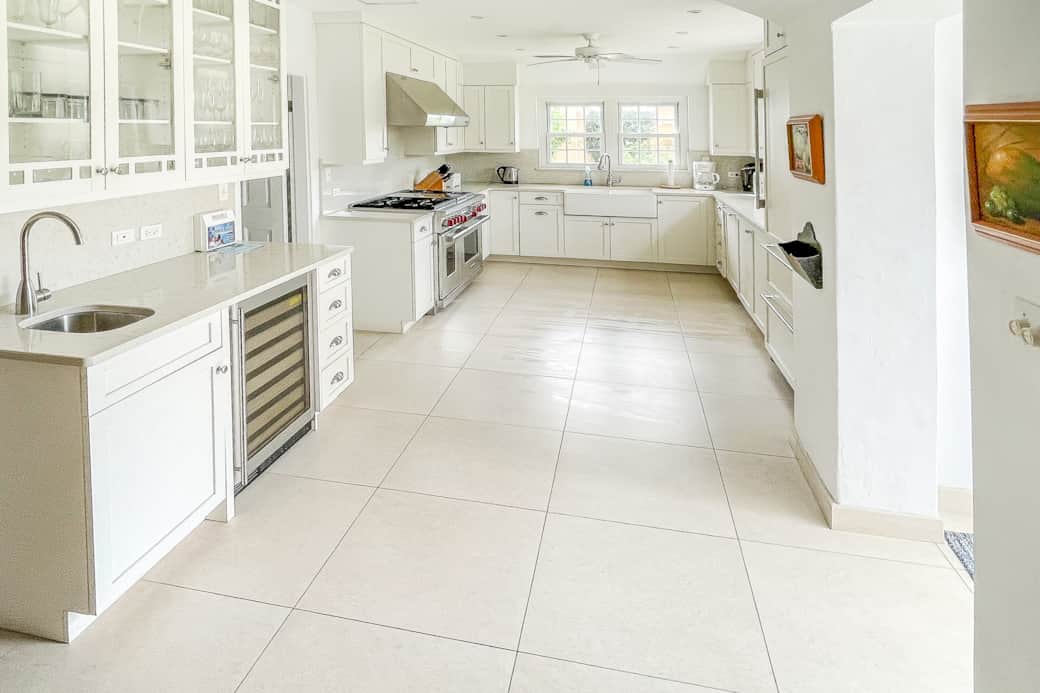 Modern kitchen