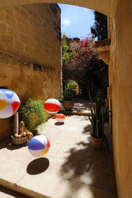 Private path to the rooms