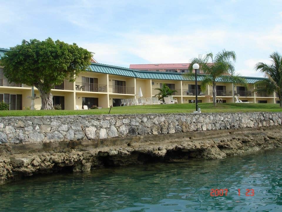 condo - view from entrance 