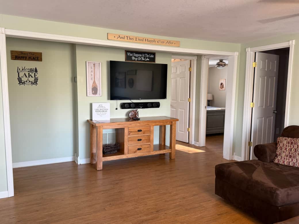 Living Room 1 - 3