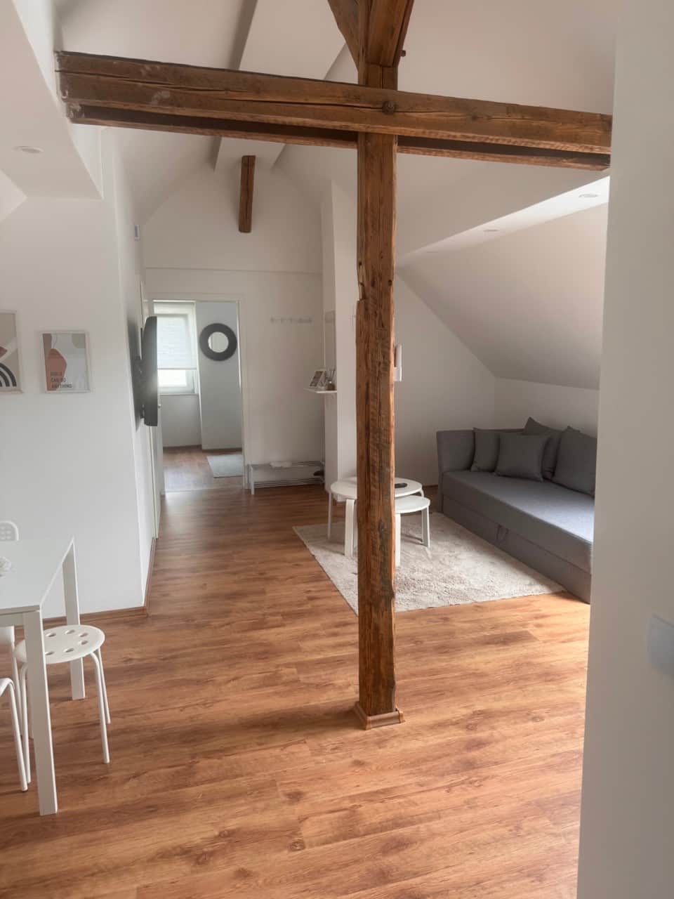 Wohnzimmer (Schlafzimmer Eingang)