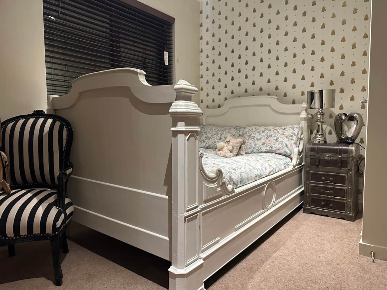 Alice Bedroom Antique French Bed (suitable for child only)