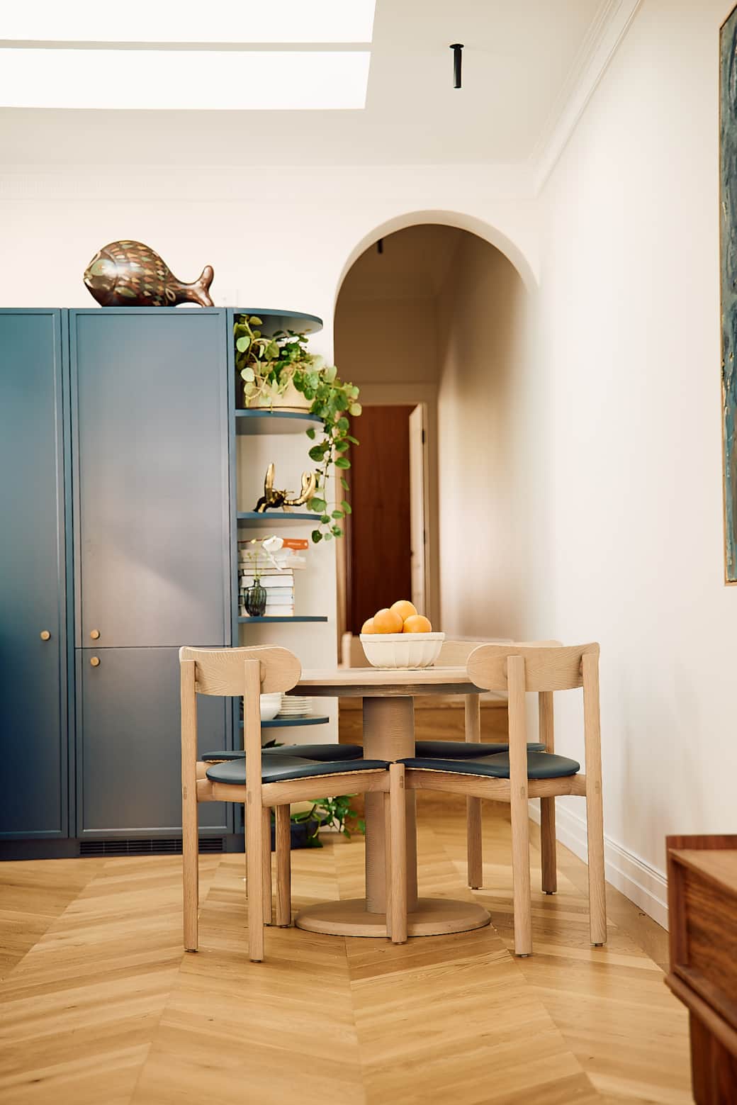 MG Suite - Dining Space in the open plan Kitchen
