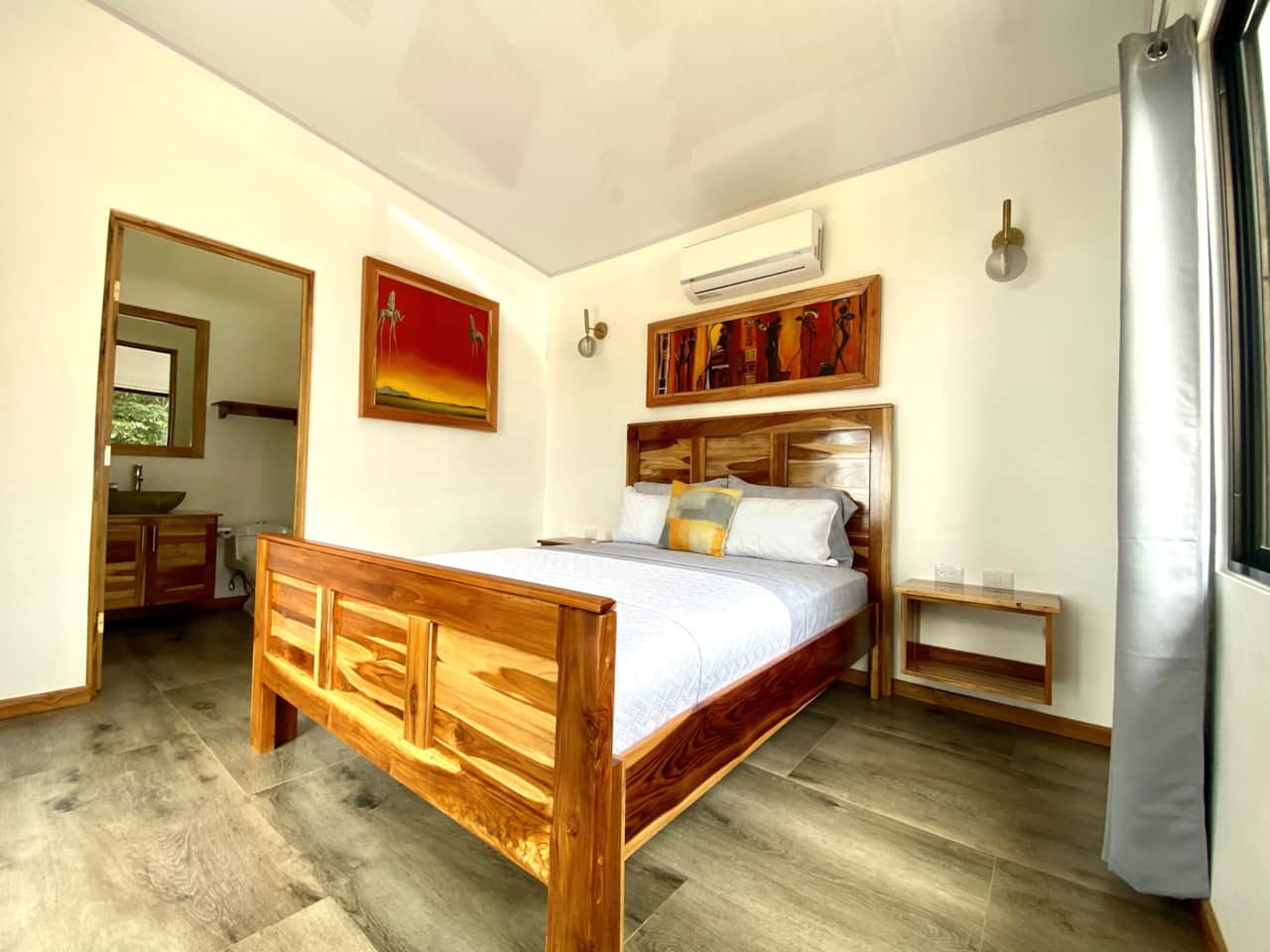 MASTED BEDROOM  TOUCAN