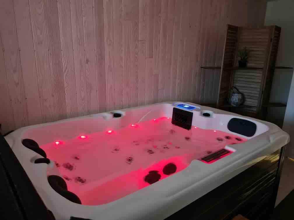 Jacuzzi privé intérieur