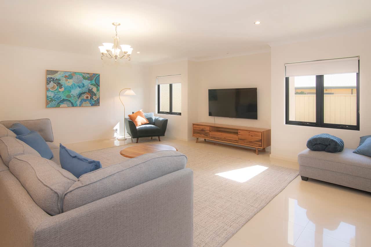 5 Park Way - SALT MANNA downstairs living area
