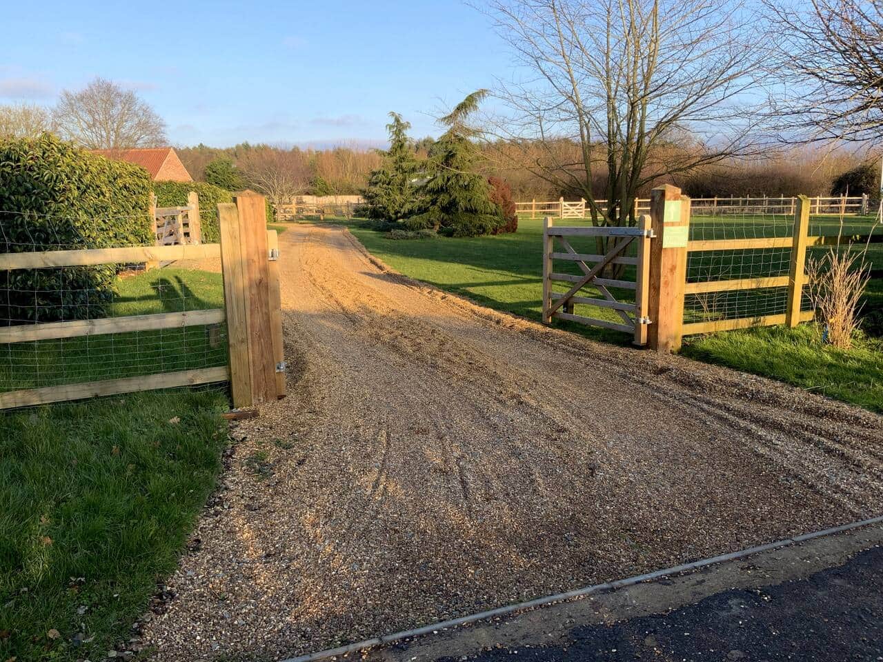 Bengate Barn Cottages entrance