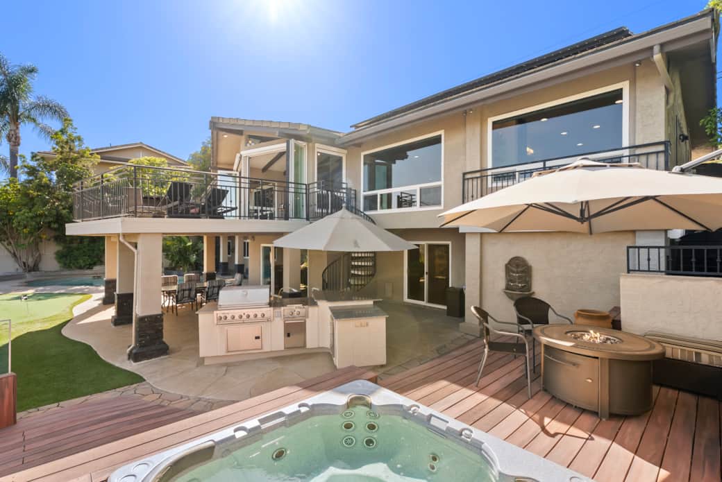 Outdoor Kitchen & Dining Outdoor Kitchen & Dining