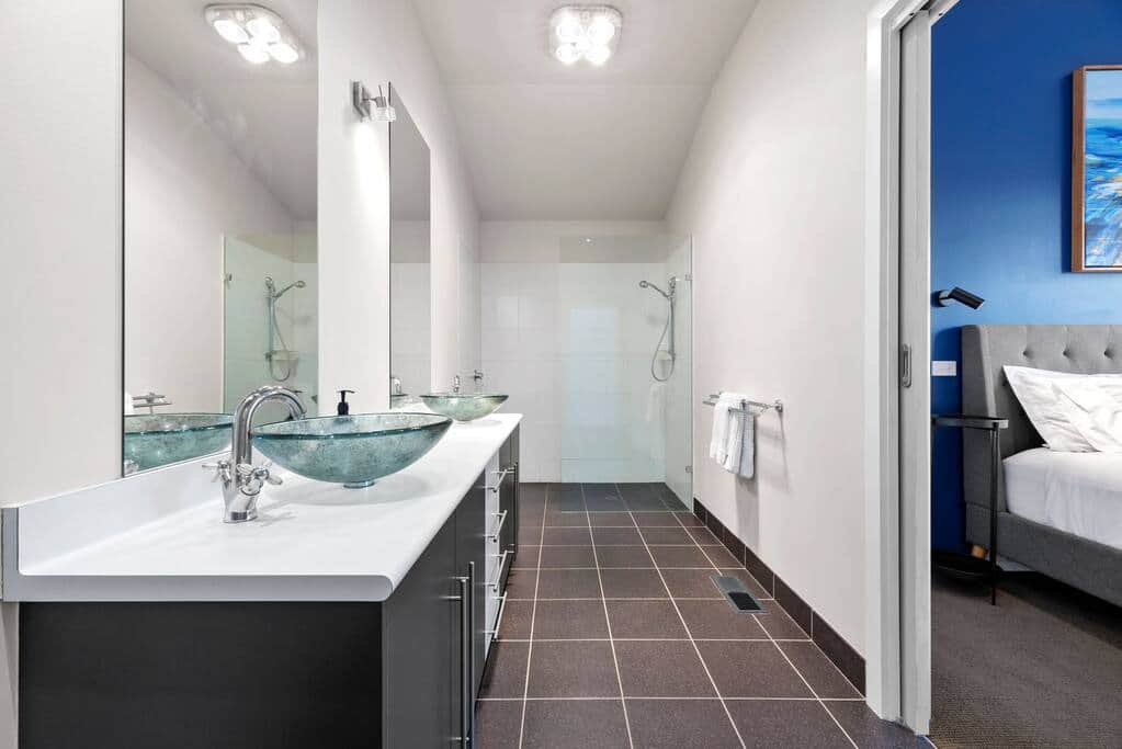 Ensuite Ensuite