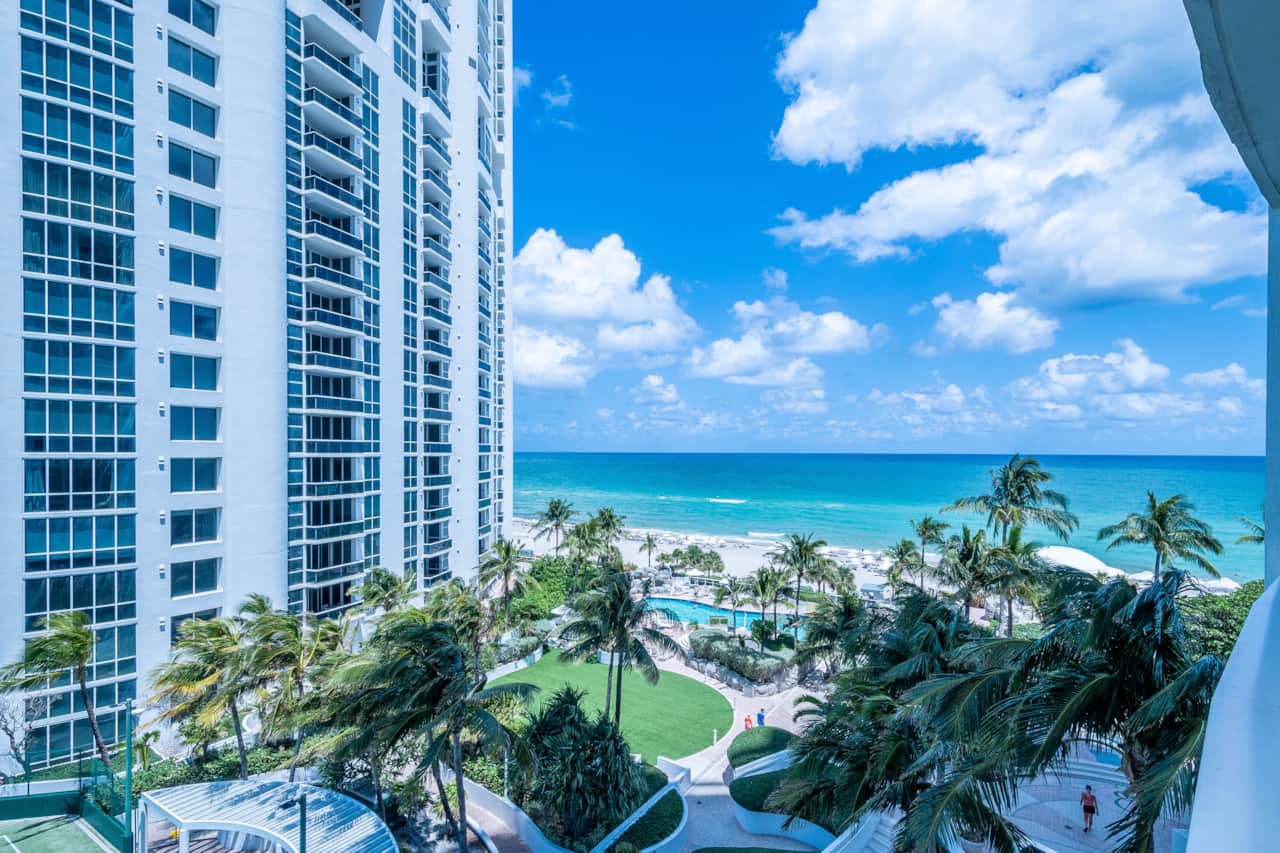 18001 Collins Ave Units 504-print-003-239-SFV 31040460314200x2800-4200x2800-300dpi