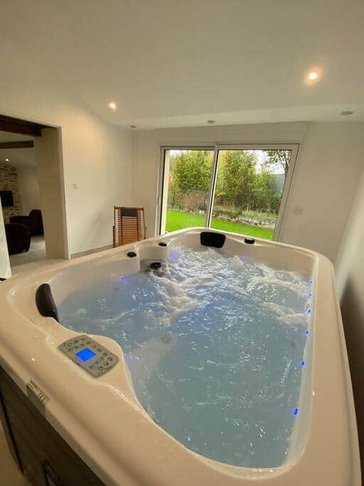 Jacuzzi 4pl intérieur Jacuzzi 4pl intérieur