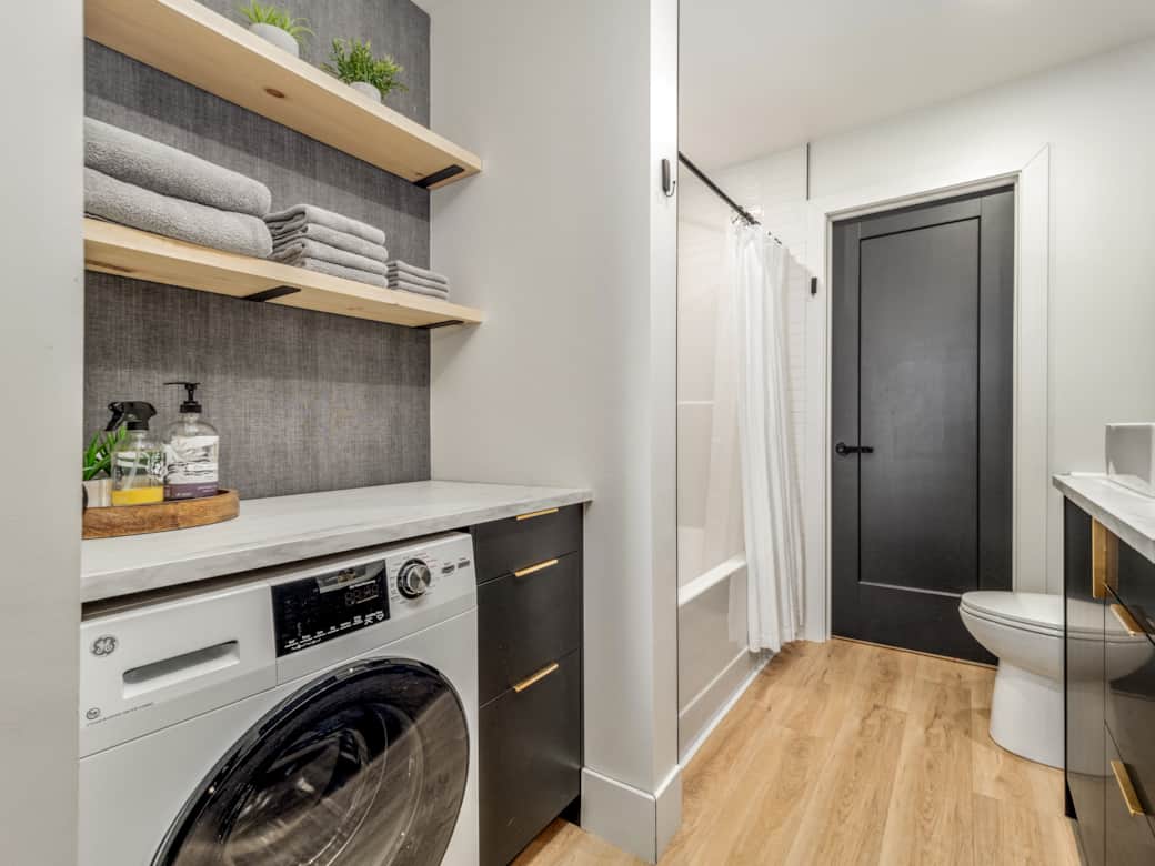 Laundry and bathroom 