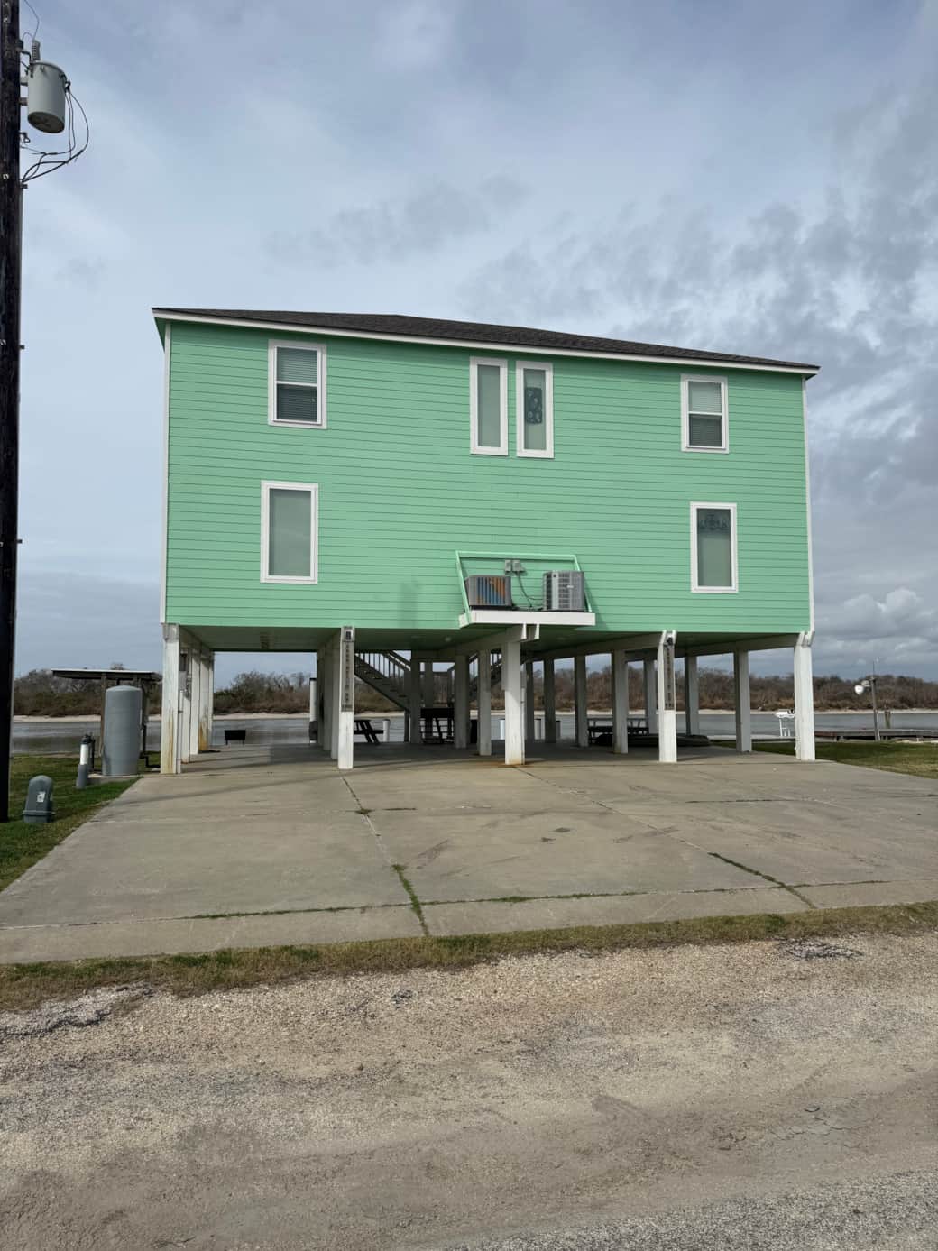 Rio Gorda is the left half of the building. Rio Gorda is the left half of the building.