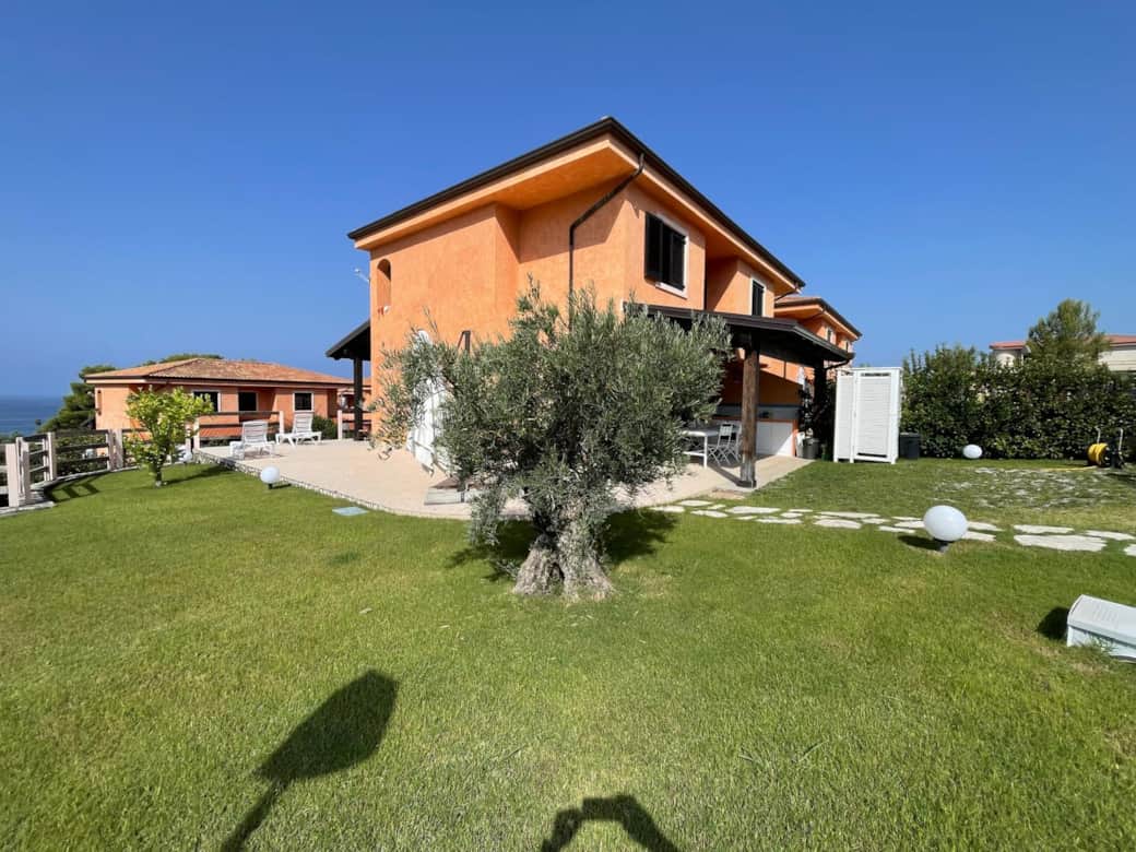 altra foto giardino altra foto giardino