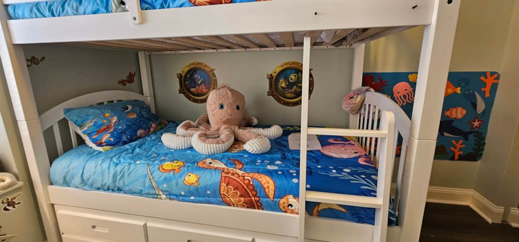 LIL SQUIDS ROOM 4